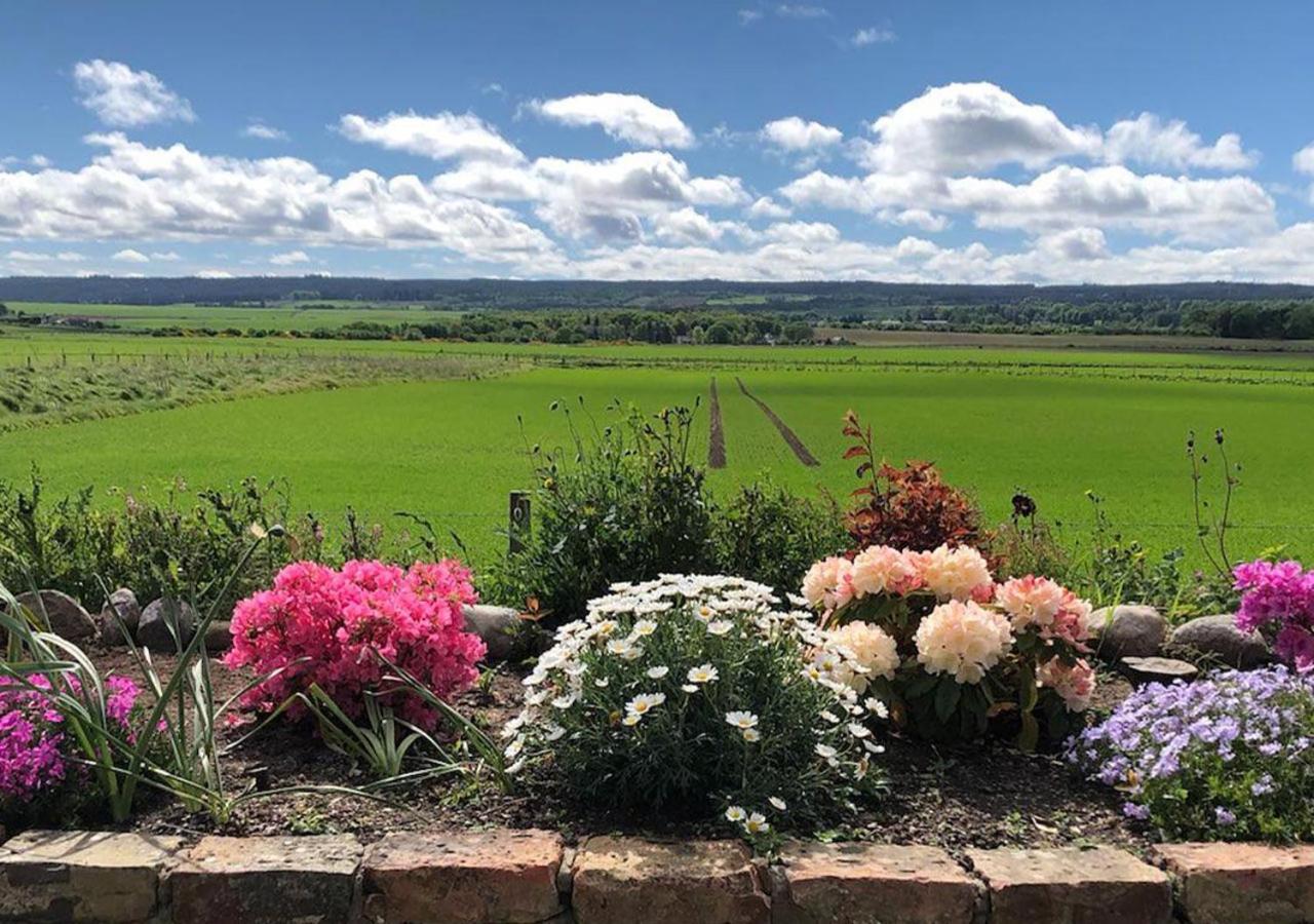 The Tower, Moray Firth Holiday Home Kinloss エクステリア 写真